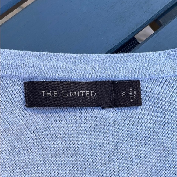 Limited Cardigan gray women’s size small - Picture 5 of 7